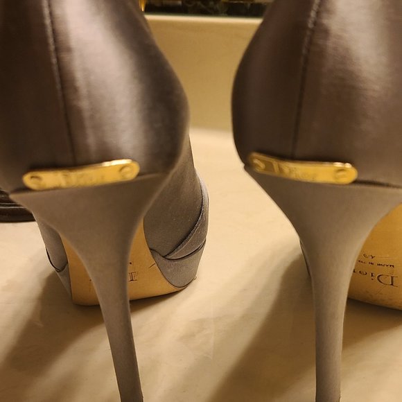Miss Dior Gray Satin Platform Peep Toe Pump (9) - Picture 11 of 11